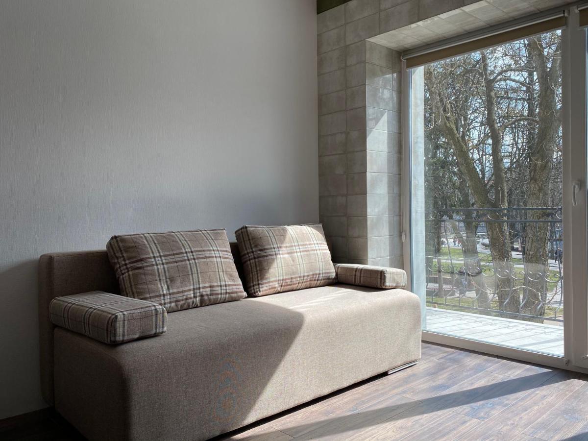 Park Apartment Vinnitsya Dış mekan fotoğraf